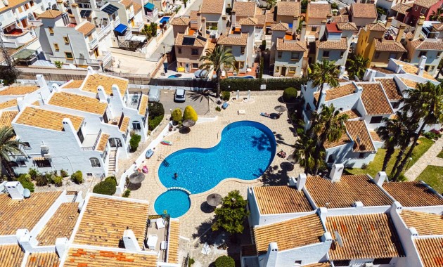 Herverkoop - Herenhuis -
Orihuela Costa - Cabo Roig