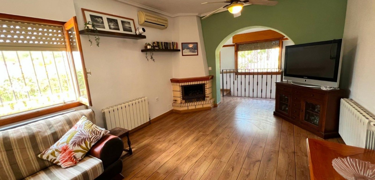 Herverkoop - Detached Villa -
Pinar de Campoverde - Pinar de Campoverde - Village