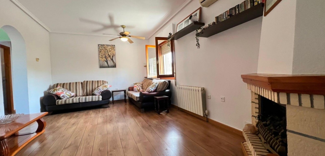 Herverkoop - Detached Villa -
Pinar de Campoverde - Pinar de Campoverde - Village