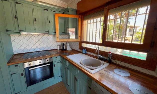 Herverkoop - Detached Villa -
Pinar de Campoverde - Pinar de Campoverde - Village