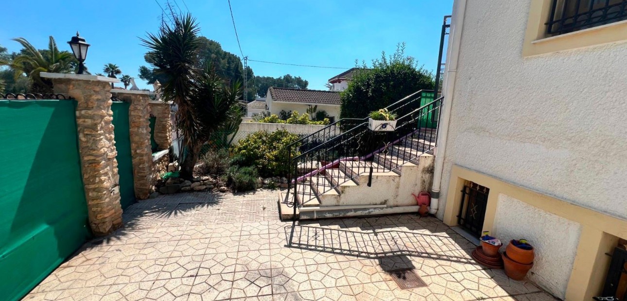 Herverkoop - Detached Villa -
Pinar de Campoverde - Pinar de Campoverde - Village