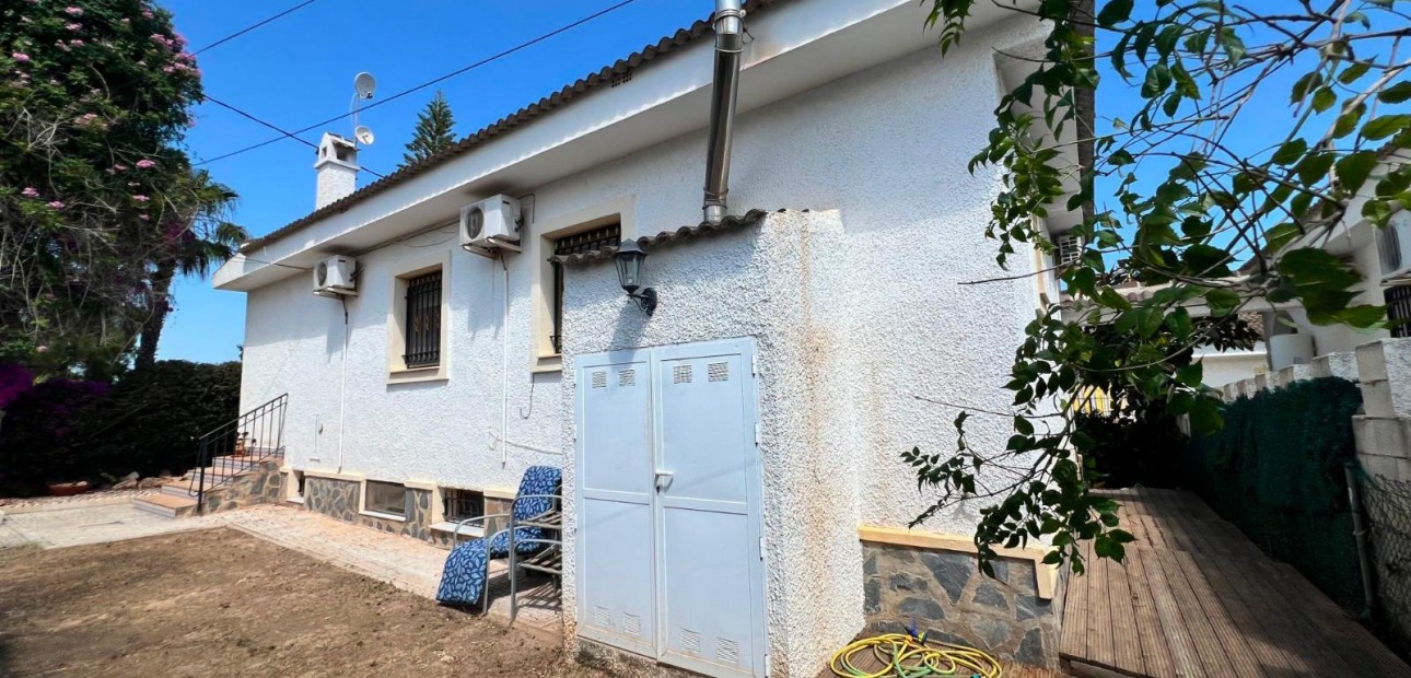 Herverkoop - Detached Villa -
Pinar de Campoverde - Pinar de Campoverde - Village