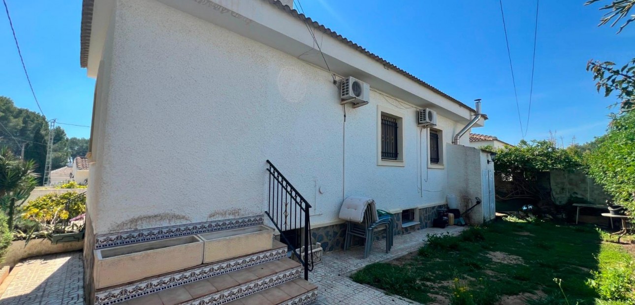 Herverkoop - Detached Villa -
Pinar de Campoverde - Pinar de Campoverde - Village