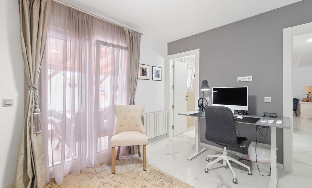 Herverkoop - Detached Villa -
Pinar de Campoverde - Pinar de Campoverde - Village