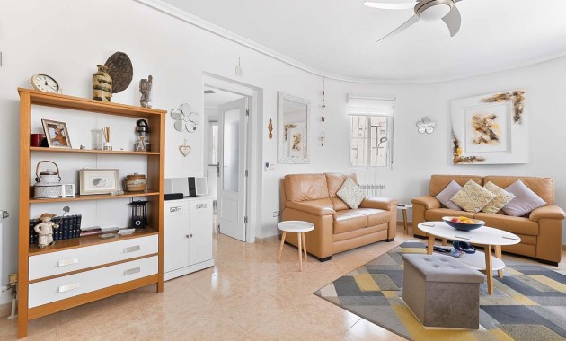 Herverkoop - Detached Villa -
Pinar de Campoverde - Pinar de Campoverde - Village