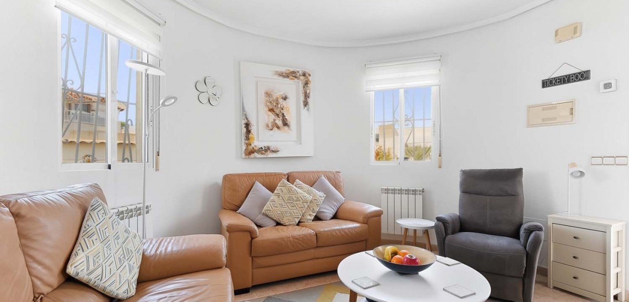 Herverkoop - Detached Villa -
Pinar de Campoverde - Pinar de Campoverde - Village