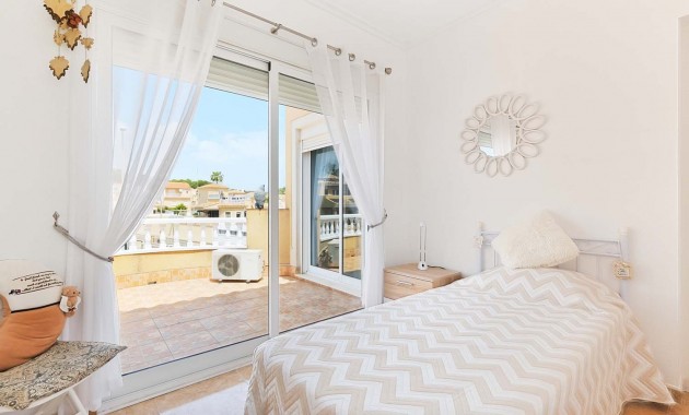 Herverkoop - Detached Villa -
Pinar de Campoverde - Pinar de Campoverde - Village