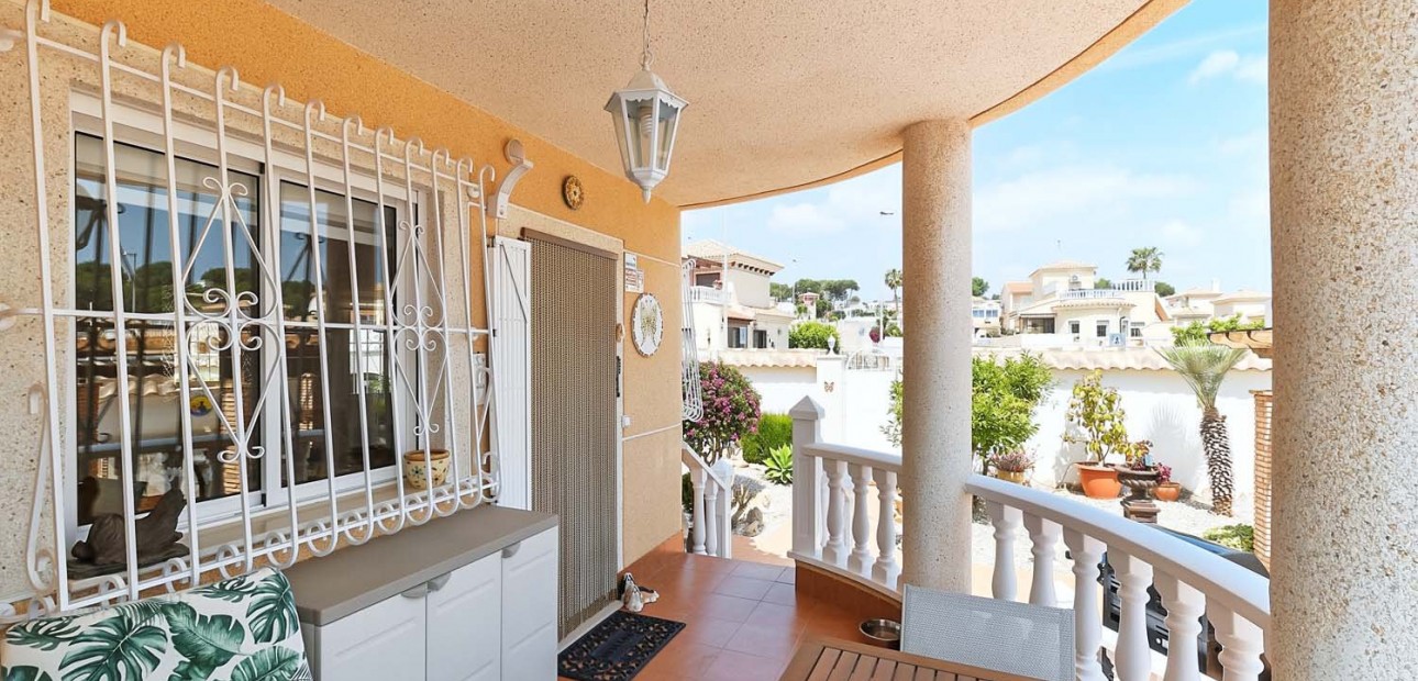 Herverkoop - Detached Villa -
Pinar de Campoverde - Pinar de Campoverde - Village
