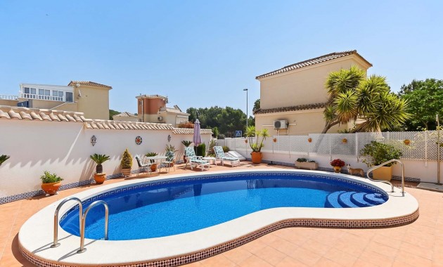 Herverkoop - Detached Villa -
Pinar de Campoverde - Pinar de Campoverde - Village