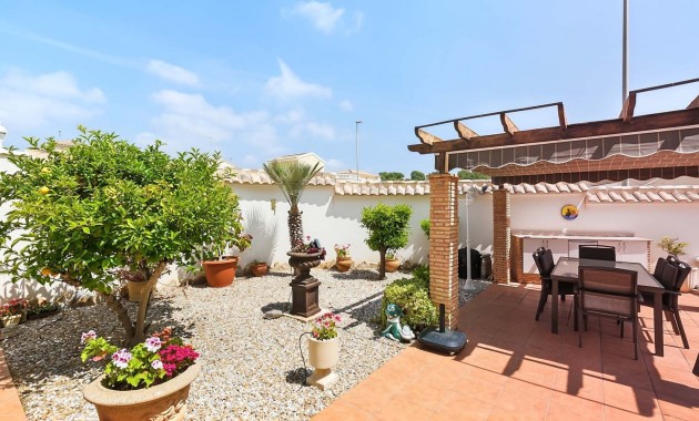 Herverkoop - Detached Villa -
Pinar de Campoverde - Pinar de Campoverde - Village