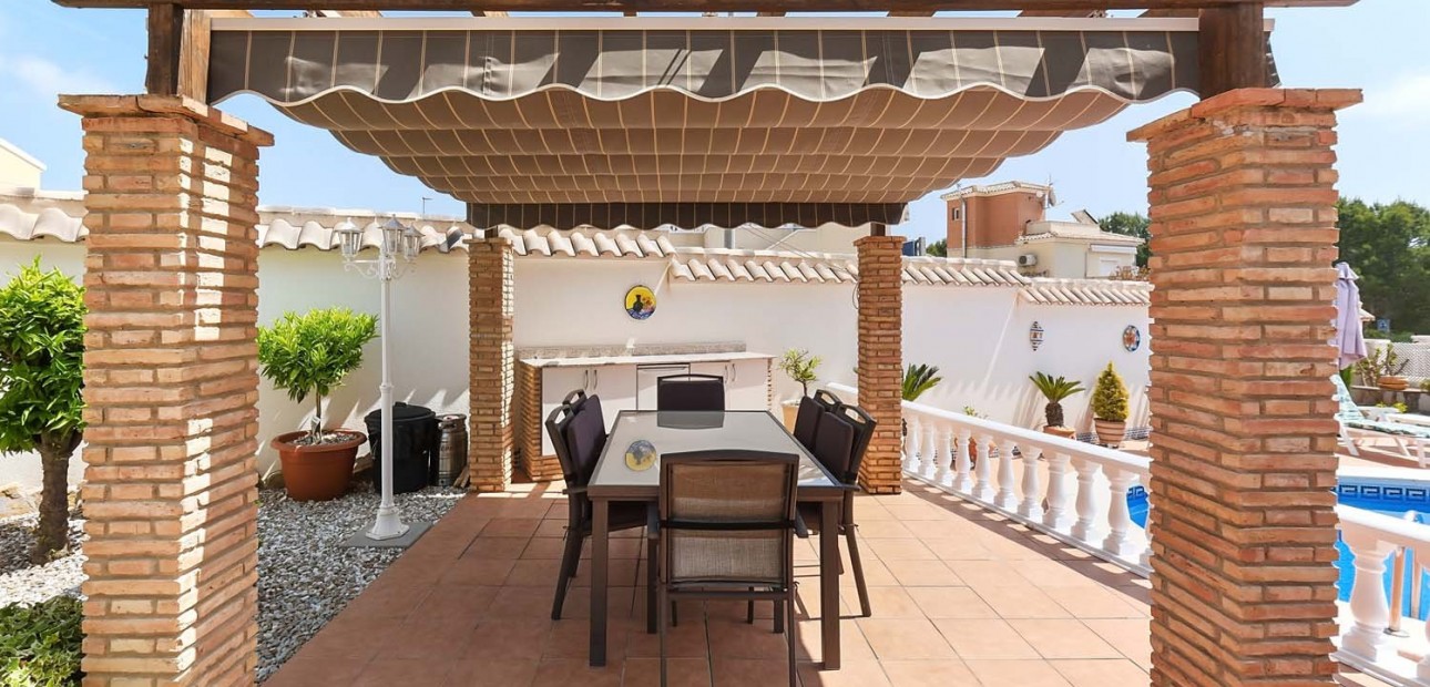 Herverkoop - Detached Villa -
Pinar de Campoverde - Pinar de Campoverde - Village