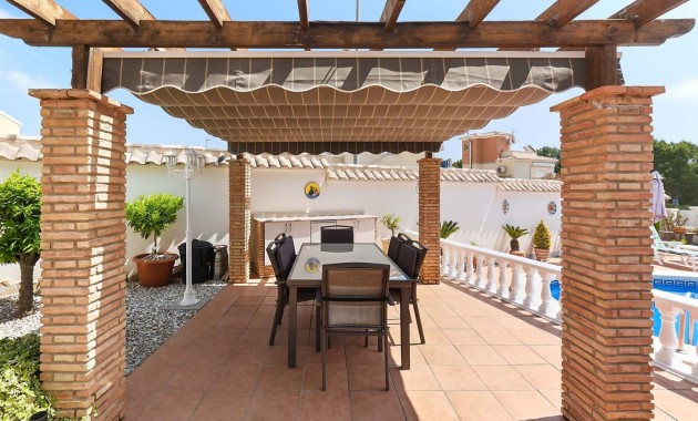 Herverkoop - Detached Villa -
Pinar de Campoverde - Pinar de Campoverde - Village