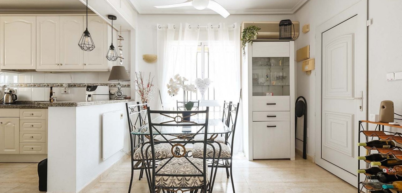 Herverkoop - Detached Villa -
Pinar de Campoverde - Pinar de Campoverde - Village