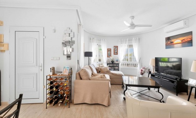 Herverkoop - Detached Villa -
Pinar de Campoverde - Pinar de Campoverde - Village