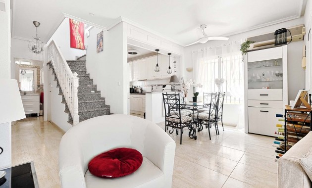 Herverkoop - Detached Villa -
Pinar de Campoverde - Pinar de Campoverde - Village