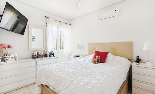 Herverkoop - Detached Villa -
Pinar de Campoverde - Pinar de Campoverde - Village