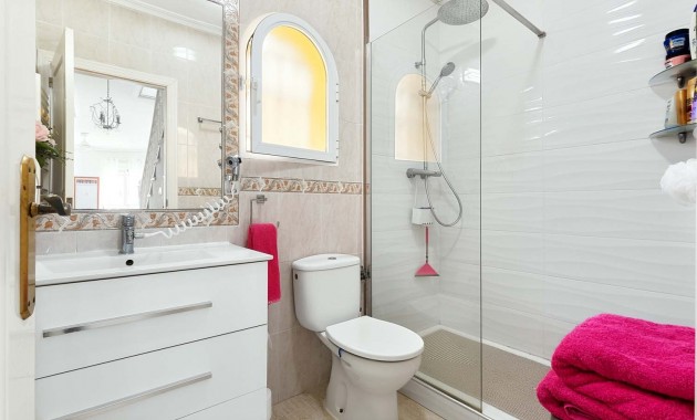 Herverkoop - Detached Villa -
Pinar de Campoverde - Pinar de Campoverde - Village