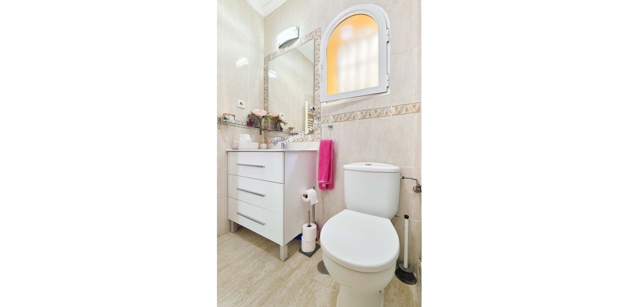 Herverkoop - Detached Villa -
Pinar de Campoverde - Pinar de Campoverde - Village