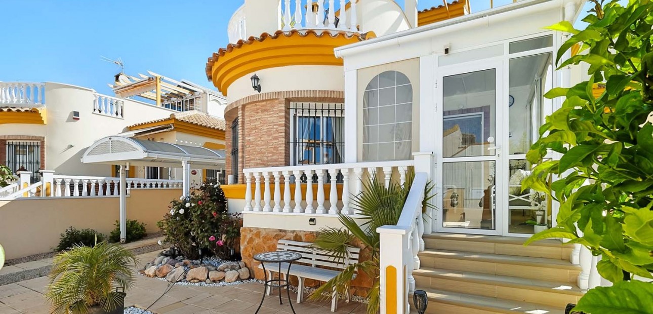 Herverkoop - Detached Villa -
Pinar de Campoverde - Pinar de Campoverde - Village