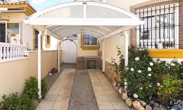 Herverkoop - Detached Villa -
Pinar de Campoverde - Pinar de Campoverde - Village