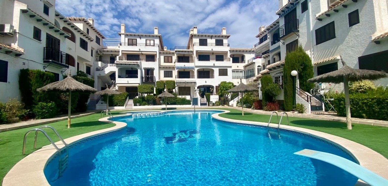 Herverkoop - Appartement / flat -
Orihuela Costa - Cabo Roig