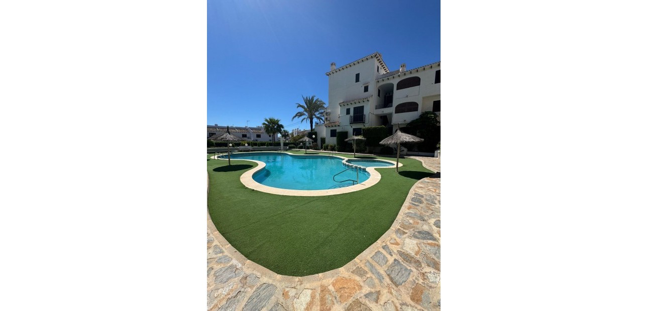 Herverkoop - Appartement / flat -
Orihuela Costa - Cabo Roig