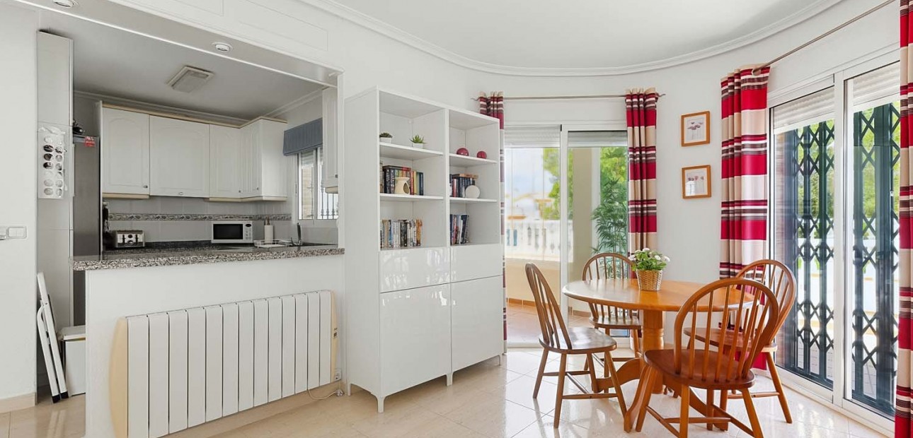 Herverkoop - Detached Villa -
Pinar de Campoverde - Pinar de Campoverde - Village
