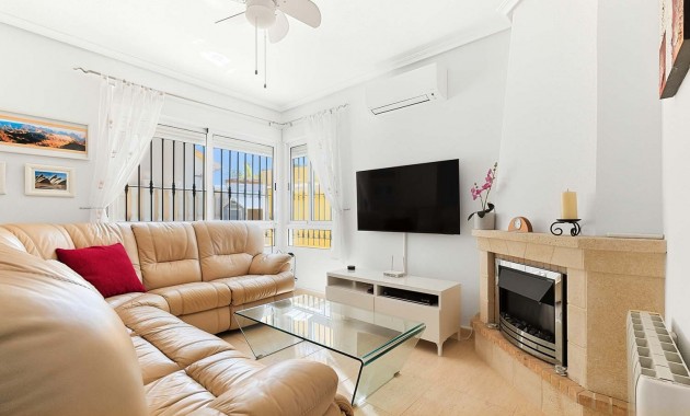 Herverkoop - Detached Villa -
Pinar de Campoverde - Pinar de Campoverde - Village