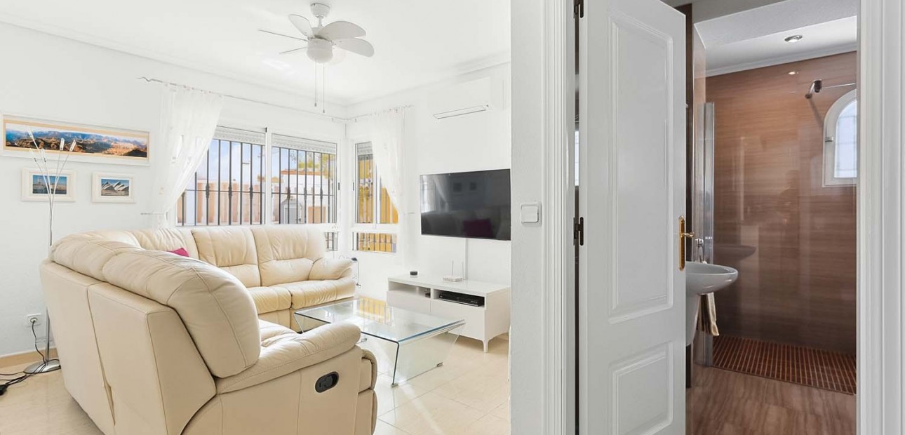 Herverkoop - Detached Villa -
Pinar de Campoverde - Pinar de Campoverde - Village