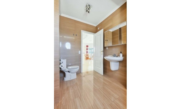 Herverkoop - Detached Villa -
Pinar de Campoverde - Pinar de Campoverde - Village