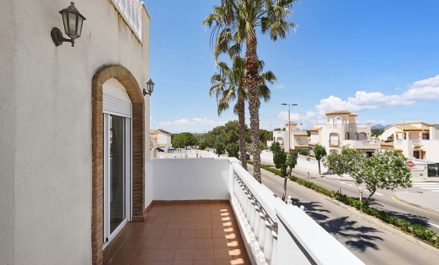 Herverkoop - Detached Villa -
Pinar de Campoverde - Pinar de Campoverde - Village