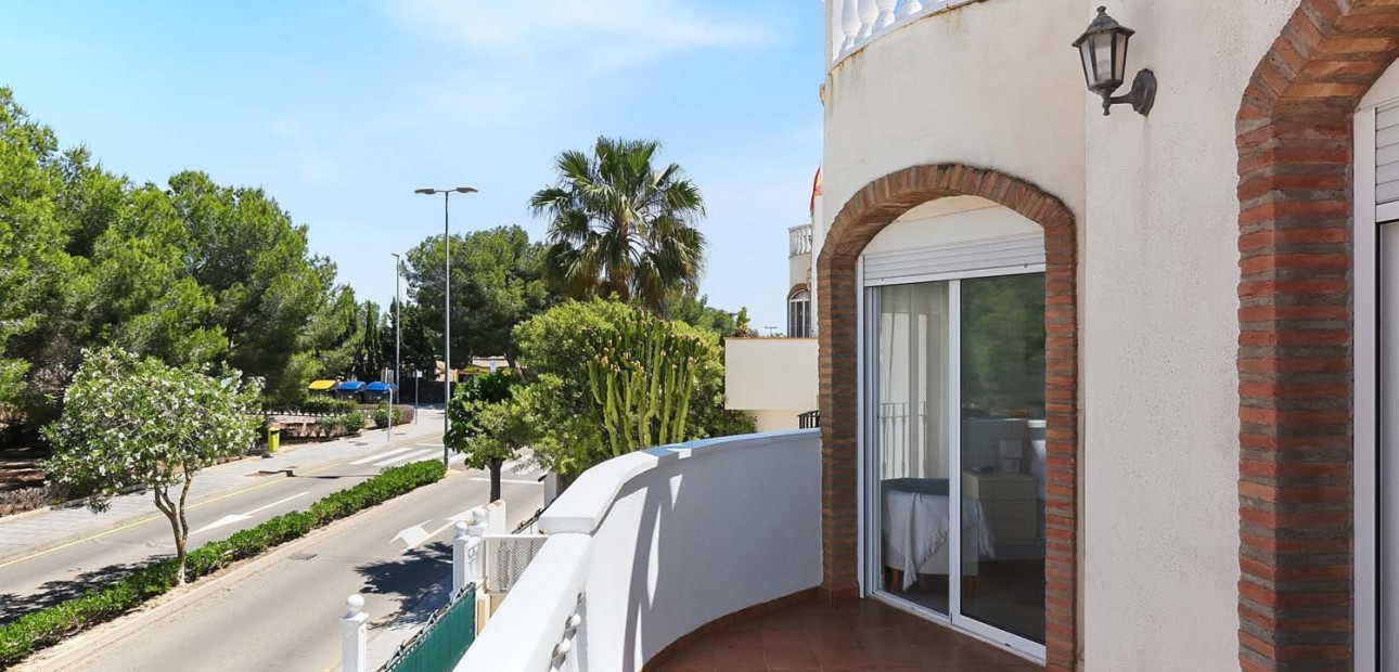 Herverkoop - Detached Villa -
Pinar de Campoverde - Pinar de Campoverde - Village