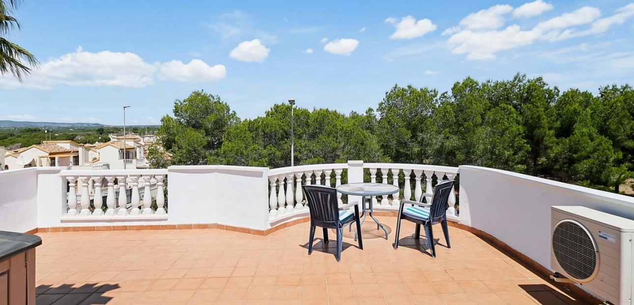 Herverkoop - Detached Villa -
Pinar de Campoverde - Pinar de Campoverde - Village