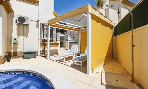 Herverkoop - Detached Villa -
Pinar de Campoverde - Pinar de Campoverde - Village