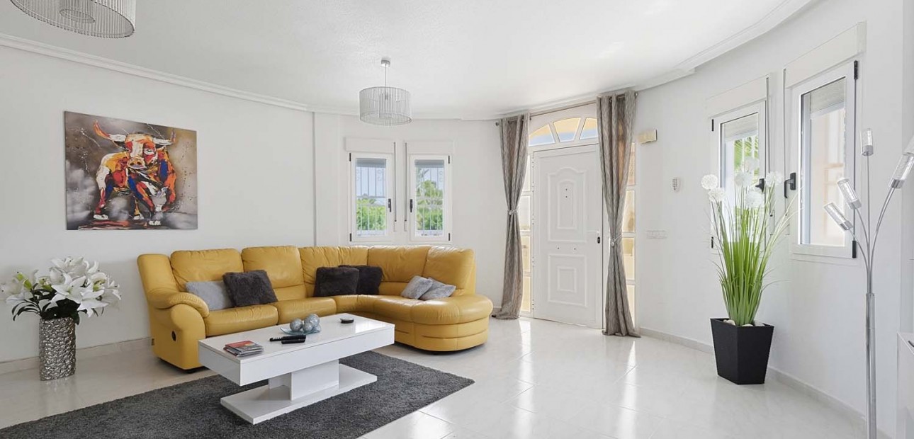 Herverkoop - Detached Villa -
Pinar de Campoverde - Pinar de Campoverde - Village