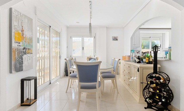 Herverkoop - Detached Villa -
Pinar de Campoverde - Pinar de Campoverde - Village