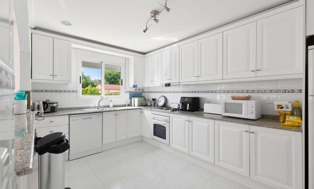 Herverkoop - Detached Villa -
Pinar de Campoverde - Pinar de Campoverde - Village
