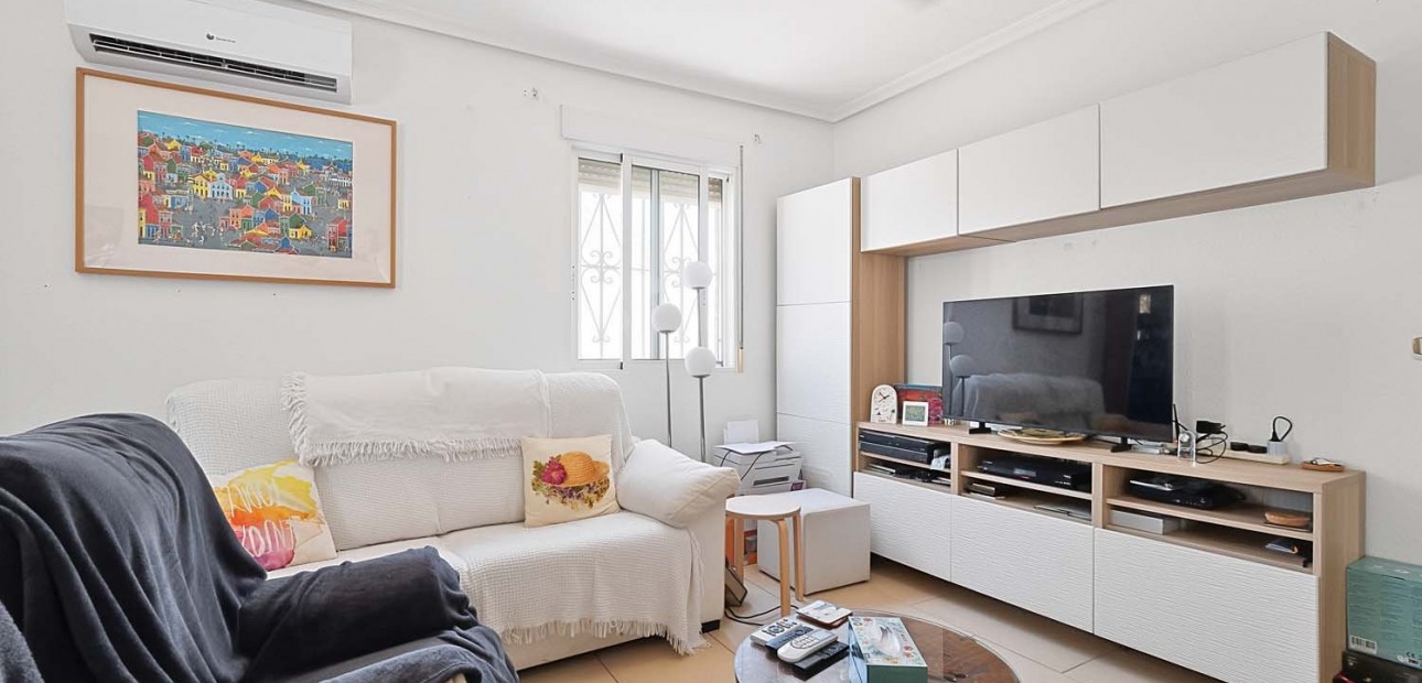 Herverkoop - Detached Villa -
Pinar de Campoverde - Pinar de Campoverde - Village