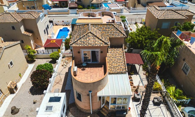 Herverkoop - Detached Villa -
Pinar de Campoverde - Pinar de Campoverde - Village
