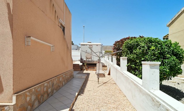 Herverkoop - Detached Villa -
Pinar de Campoverde - Pinar de Campoverde - Village