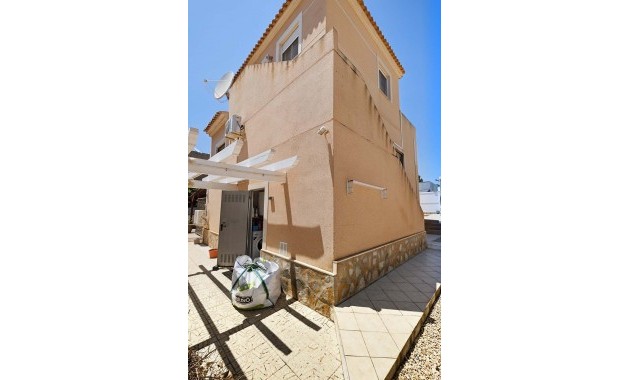 Herverkoop - Detached Villa -
Pinar de Campoverde - Pinar de Campoverde - Village