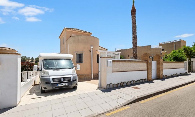 Herverkoop - Detached Villa -
Pinar de Campoverde - Pinar de Campoverde - Village