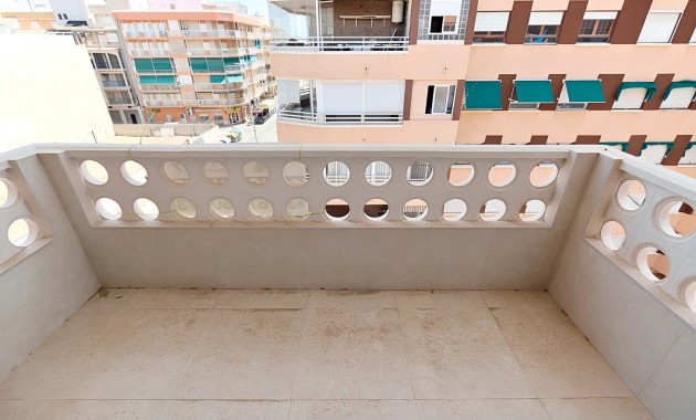 Herverkoop - Appartement / flat -
Torrevieja - Torre La Mata