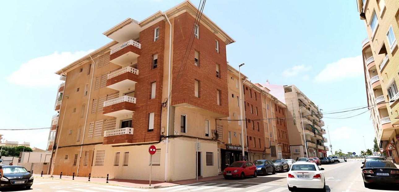 Herverkoop - Appartement / flat -
Torrevieja - Torre La Mata
