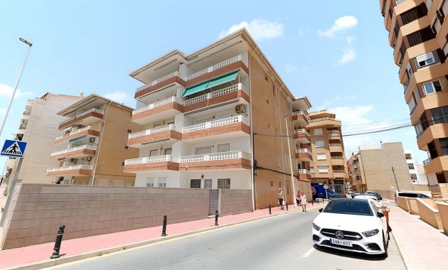 Herverkoop - Appartement / flat -
Torrevieja - Torre La Mata