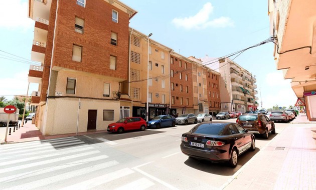 Herverkoop - Appartement / flat -
Torrevieja - Torre La Mata