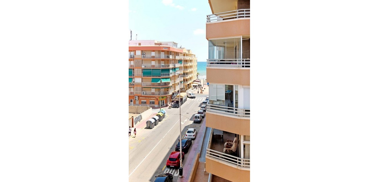 Herverkoop - Appartement / flat -
Torrevieja - Torre La Mata