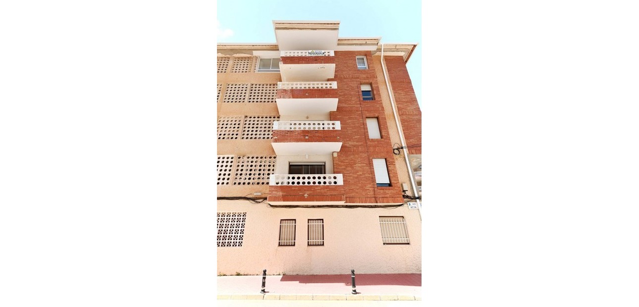 Herverkoop - Appartement / flat -
Torrevieja - Torre La Mata