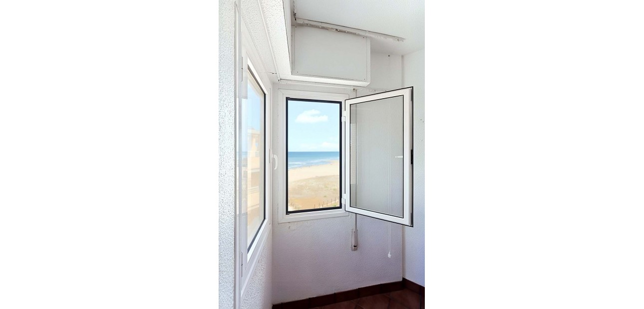 Herverkoop - Appartement / flat -
Torrevieja - Torre La Mata