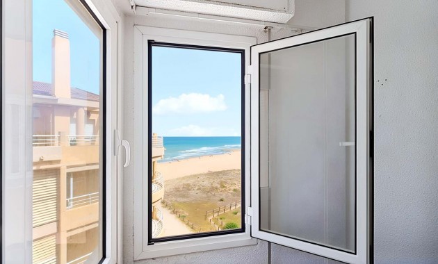 Herverkoop - Appartement / flat -
Torrevieja - Torre La Mata